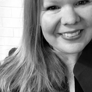 Meet your Posher, Becky